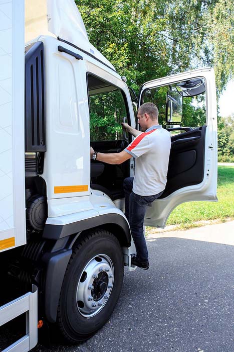 Изотермический фургон HINO 500 18,0 т | Шасси GH