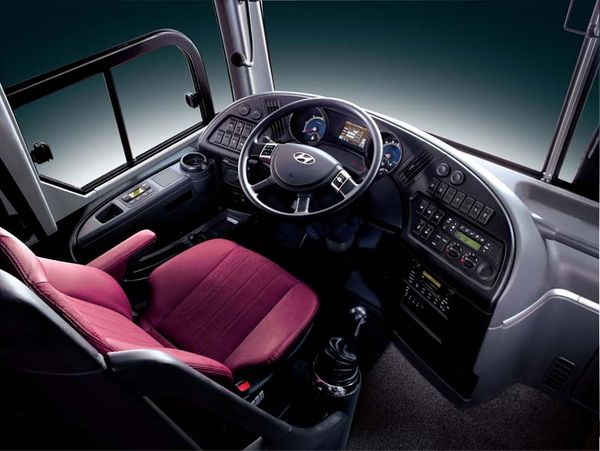 Автобус Universe