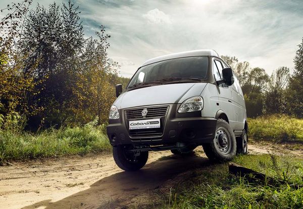 Цельнометаллический фургон Соболь Бизнес 4WD