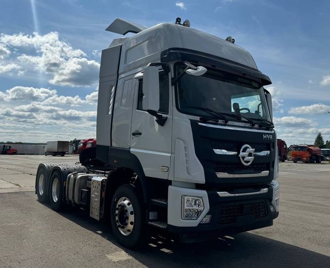 Седельный тягач HV8