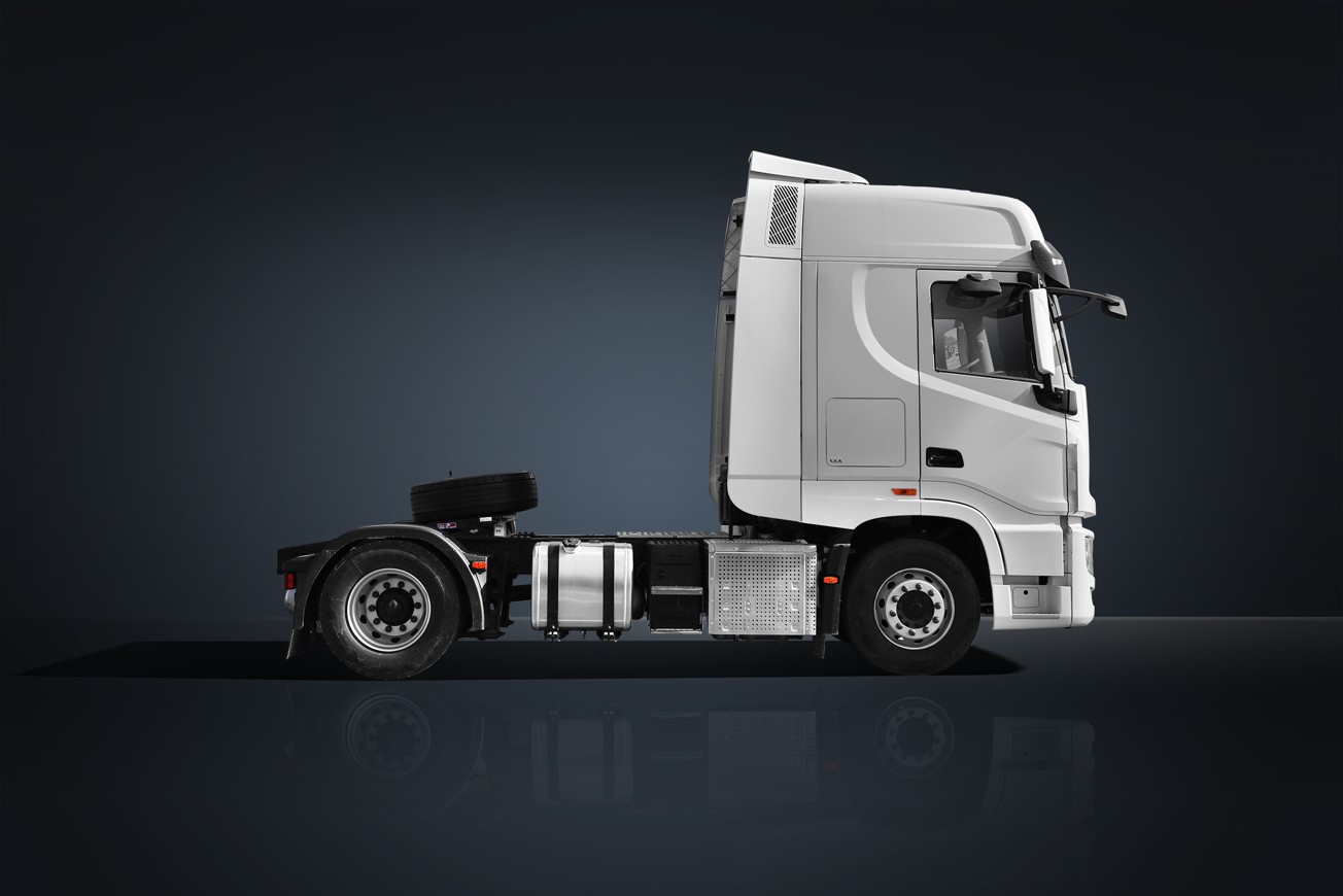 DONGFENG GX седельный тягач