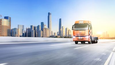 Седельный тягач FAW J6 CA4250 6Х4 EURO 5