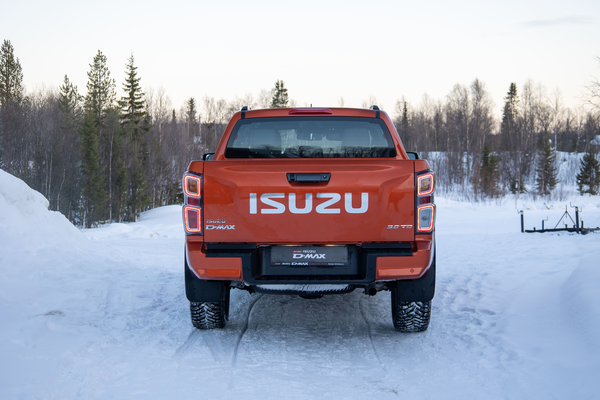 ISUZU D-Max Space