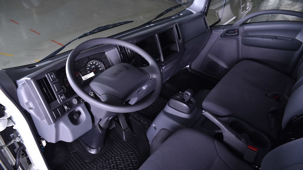 Шасси Isuzu Elf 8.0