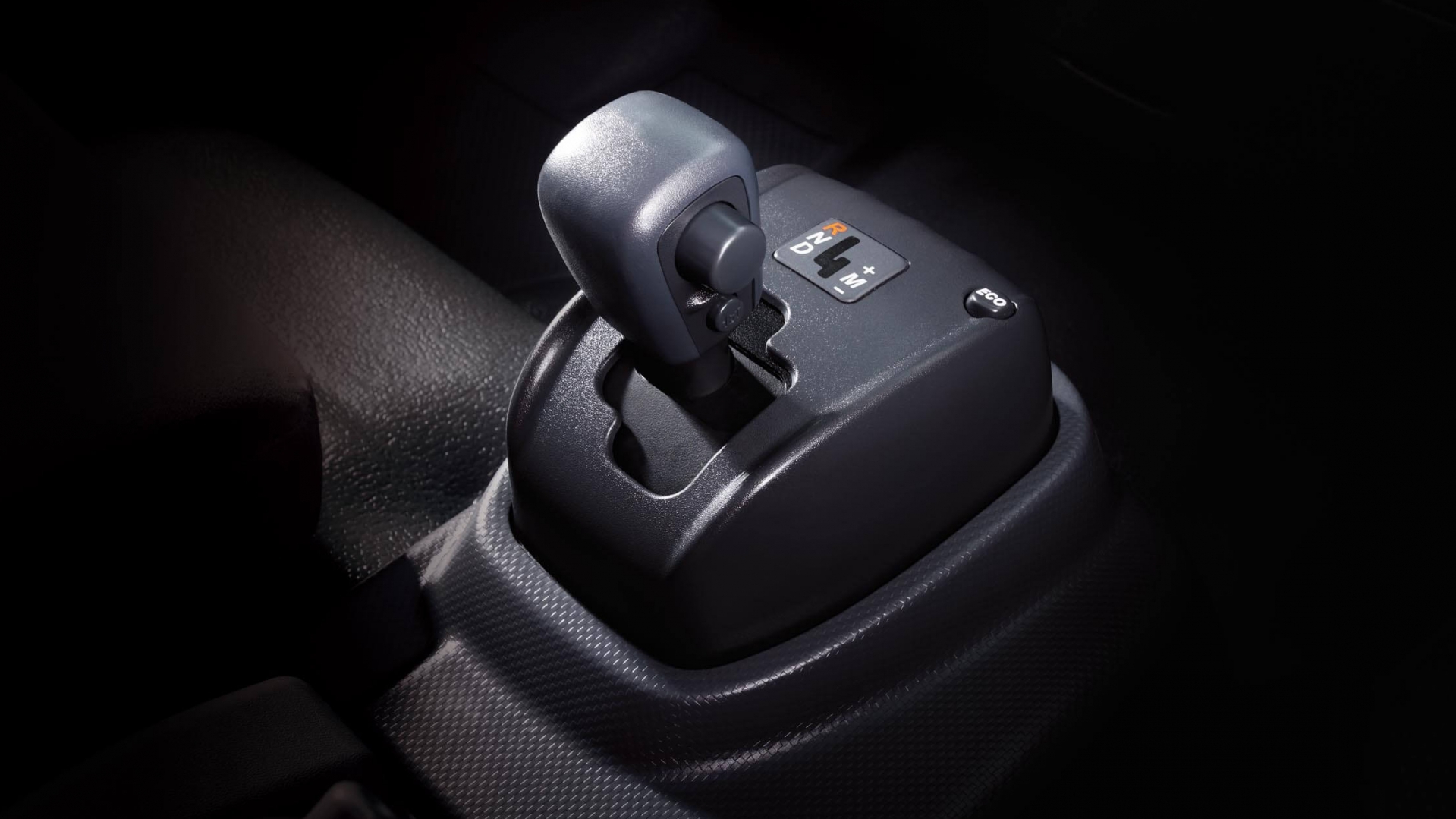 Бортовая платформа Isuzu Elf 8.0