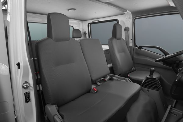 Промтоварный фургон ХИНО 300 8 тонн