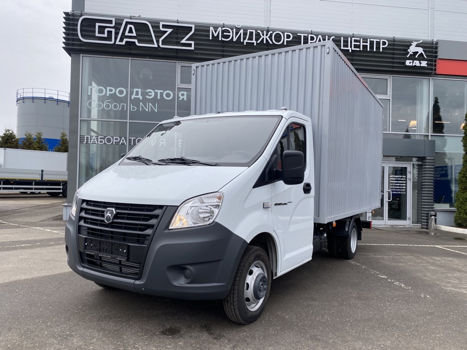 Промтоварный фургон из сварных панелей с гофрированным листом